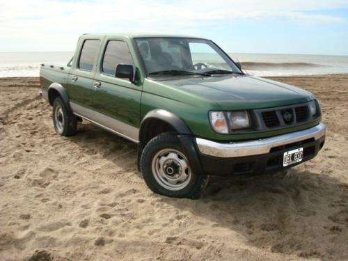  Nissan pick up doble cabina 3.2 diesel 4x4 full en Capital Federal - Autos  | 164190