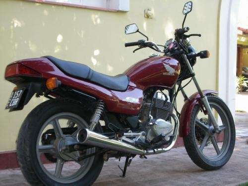 2009 Honda cb250 #2