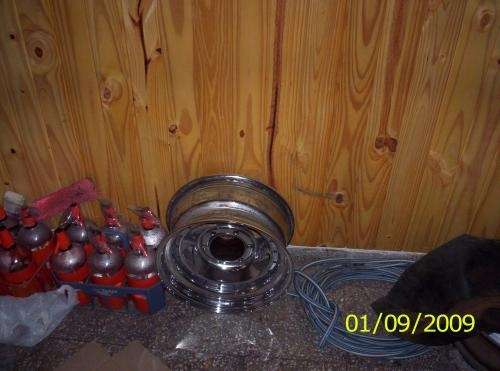 Fotos de Vendo llantas para camioneta c 10 6 augeros cromadas muy buenas 4