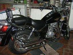 Fotos de Vendo moto zanella custom 150 cc 2007 chopera 3
