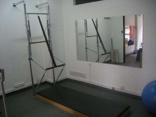 Vendo maquinas pilates: chair y unidades de pared usados! en Capital  Federal - Artículos deportivos | 294032