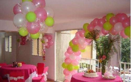Decoracion para eventos con globos y telas