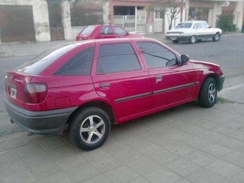 Vendo vw pointer 95 cli full con gnc y vtv en exc. est. en Buenos Aires -  Autos | 448185