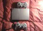 Vendo playstation 2 slim silver 2009, + 2 joysti…, usado segunda mano  Argentina 