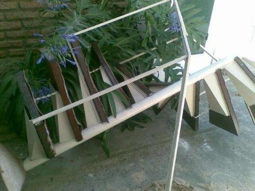 Escalera caracol metal -escalones madera