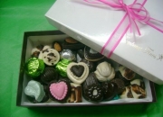Bombones finos artesanales y souvenirs en chocolate