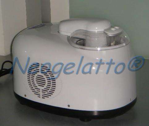 Heladora doméstica neogelatto®, sin usar el freezer, totalmente automática