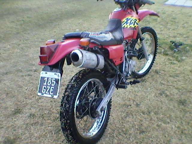 Fotos de Moto honda   125 cc  xlr  modelo 2000 2