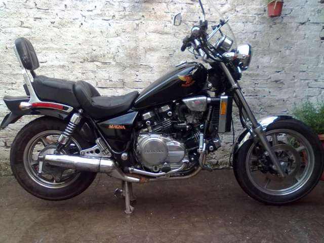 Honda magna 700 modelo 1986 inpecable!! en Buenos Aires - Autos | 711522