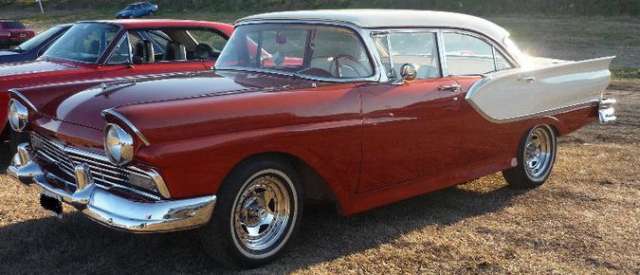 Vendo ford fairlane 1957 solo para entendidos