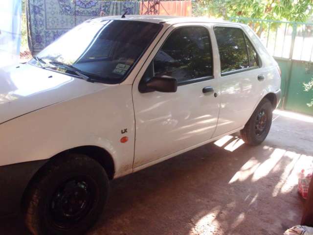 Ford courier modelo 97 #9