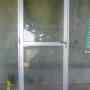 puerta de aluminio con vidrios VENDO PUERTA DE ALUMINIO CON VIDRIOS!! MEDIDAS 2,07 M X 91M  , $600