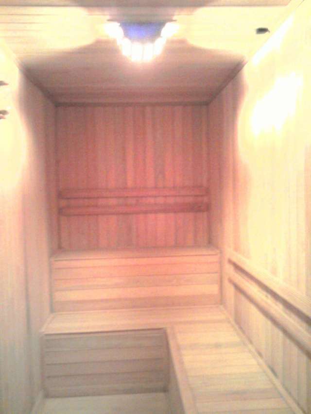 Camillas para masajes y saunas de madera