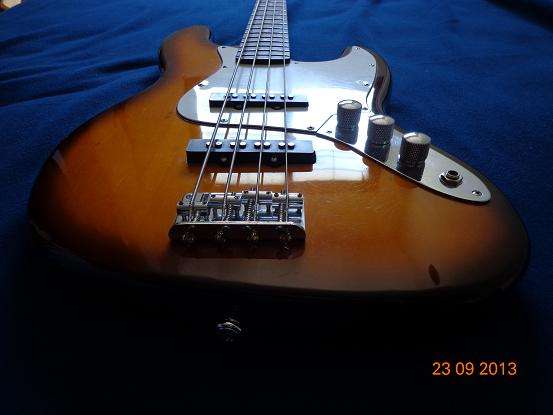 Vendo bajo field 4 cuerdas green field en Santa Fe - Instrumentos Musicales  | 834858